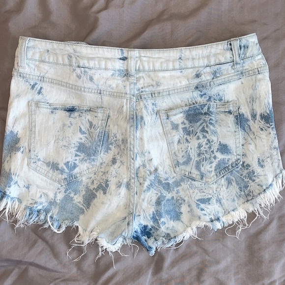 *Good Condition* PLEASE BUY, moving! Rewash Acid Wash Sz. 11 Shorts - Picture 4 of 5